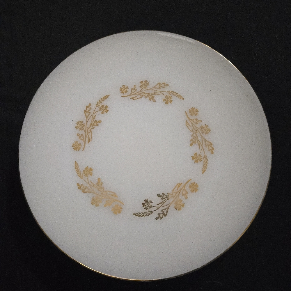 Gold Floral Design Dinner Plate